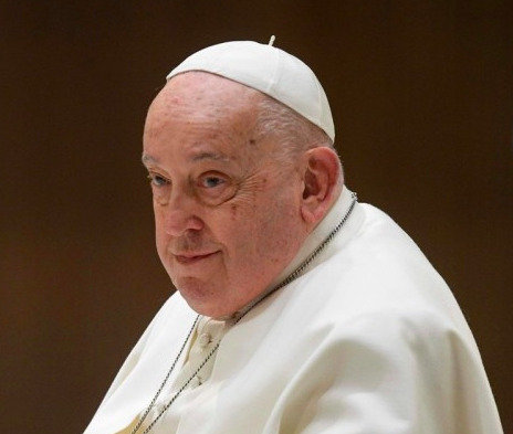 Com infecção respiratória polimicrobiana, não há previsão de alta hospitalar para o Papa - Jornal O São Paulo