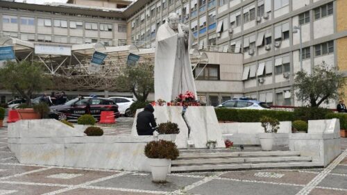 Melhoram as condições de saúde do Papa, mas ele não conduzirá o Angelus - Jornal O São Paulo