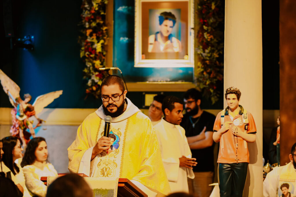 Em Santo Amaro, canonização de Carlo Acutis é festejada em paróquia a ele dedicada - Jornal O São Paulo