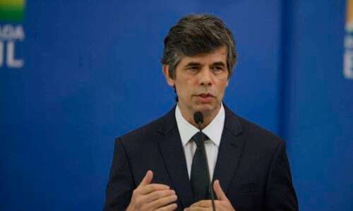 ministro da saude nelson teich  scaled