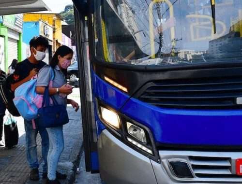 Corona onibus