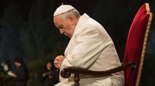 FranciscoOracion VaticanMedia