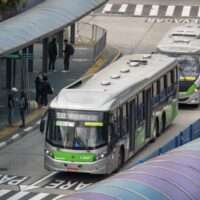 Onibus-no-terminal-Cachoeirinha-zona-norte-de-SP-1024×683-1