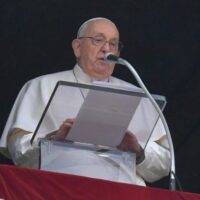 Papa angelus 24