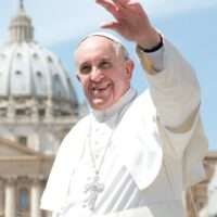 12 capa papa francisco02