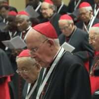 cardeais-reunidos-foto-reproducao-vatican-media