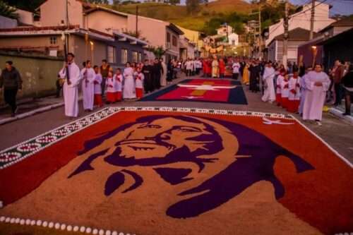 Cidades paulistas mantêm tradições da celebração de Corpus Christi
