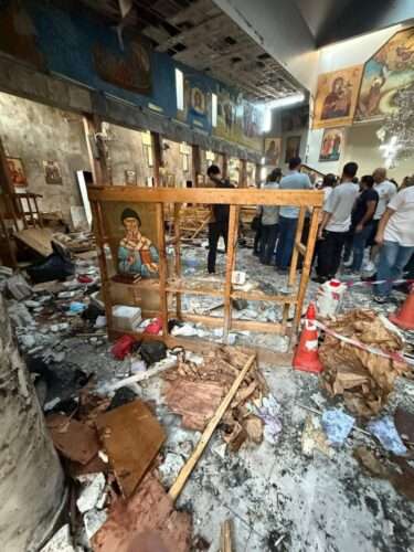 Atentado em igreja na Síria deixa mortos e feridos