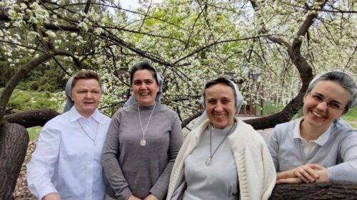 Ucrânia: religiosas levam paz e alegria em meio ao sofrimento e a incertezas