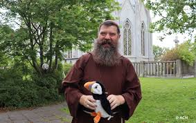 Capuchinho entre as geleiras: um bispo na frente norte da Igreja