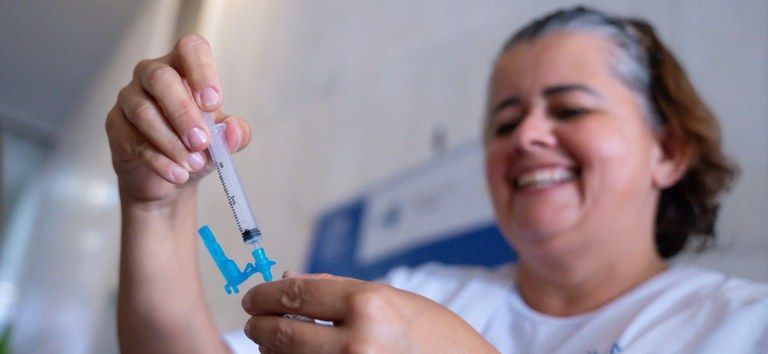 Entenda como vai funcionar a 1ª vacina contra a dengue com produção 100% nacional - Jornal O São Paulo