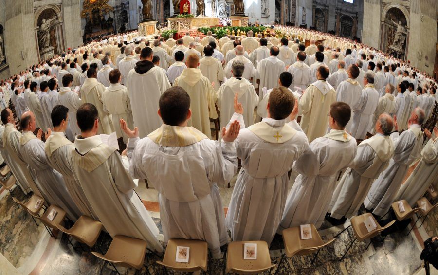 Papa: o ministério sacerdotal exige fidelidade e comunhão, não autorreferencialidade - Jornal O São Paulo