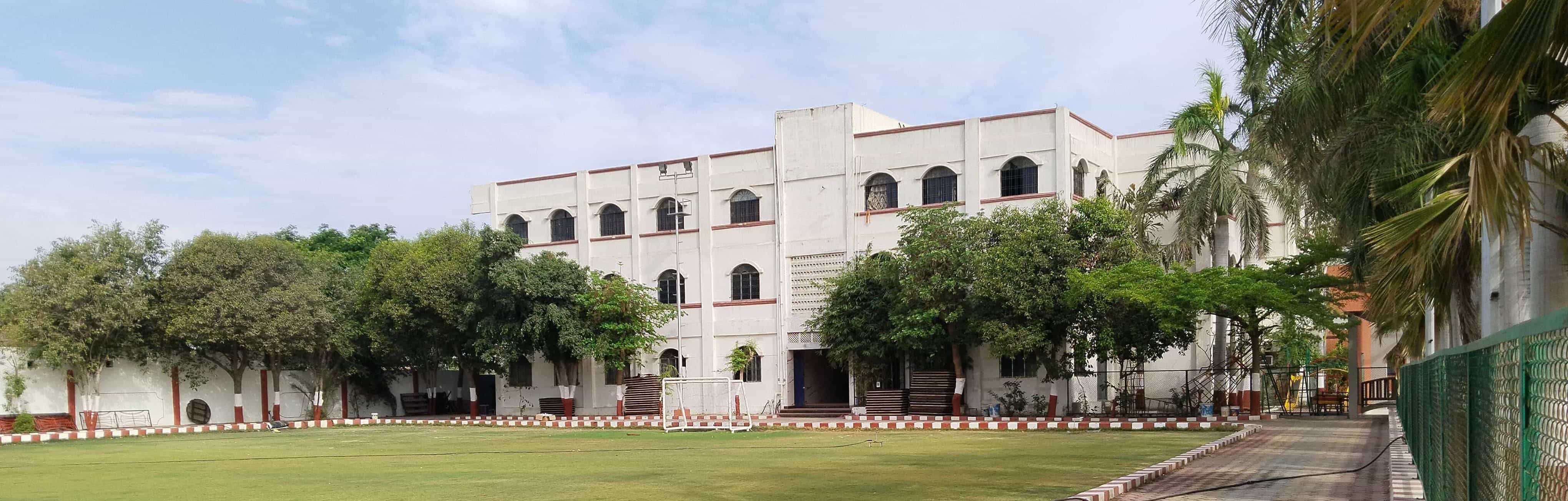 OSEM Science School Building in Morbi - Established 2003