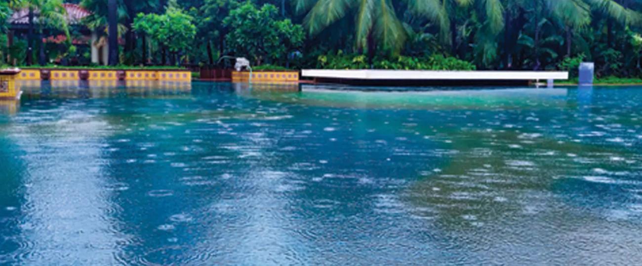 Swimming pool Neelkanth Verraton