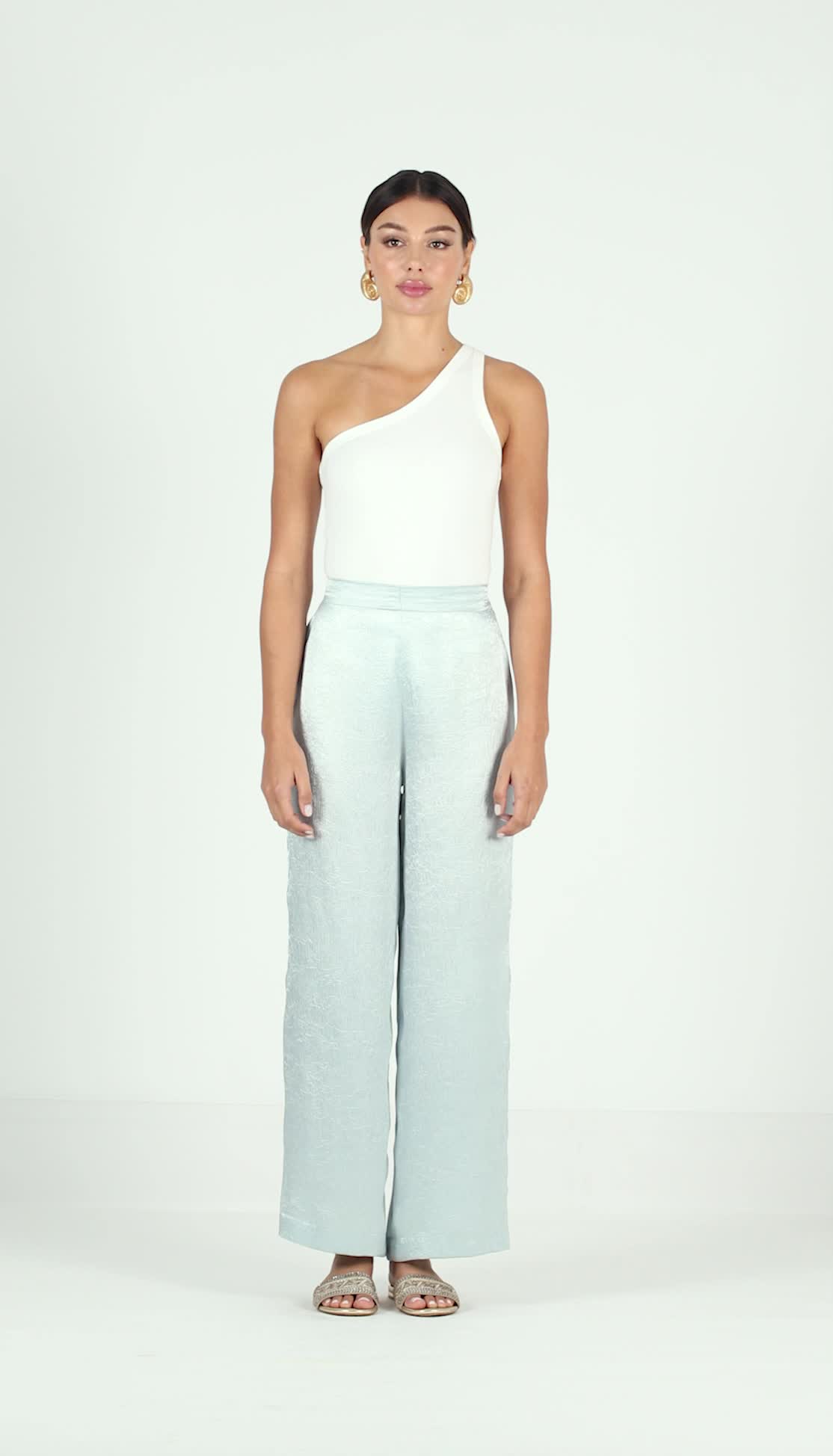 Natural silk women's trousers - A must-have of the warm season