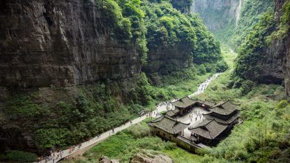 10 HARI CHANGSHA-CHONGQING (TIANMEN MOUNTAIN)