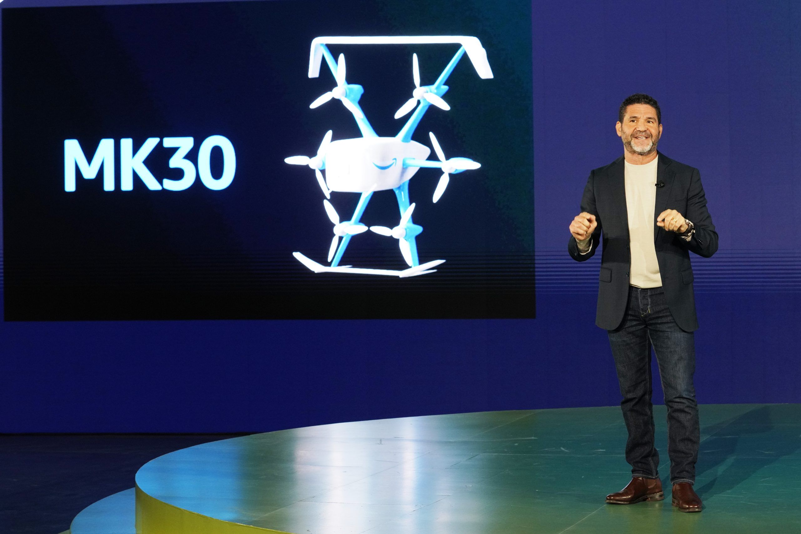 “Amazon Prime Air” sbarca in Italia, dal 2024 le consegne saranno con i droni