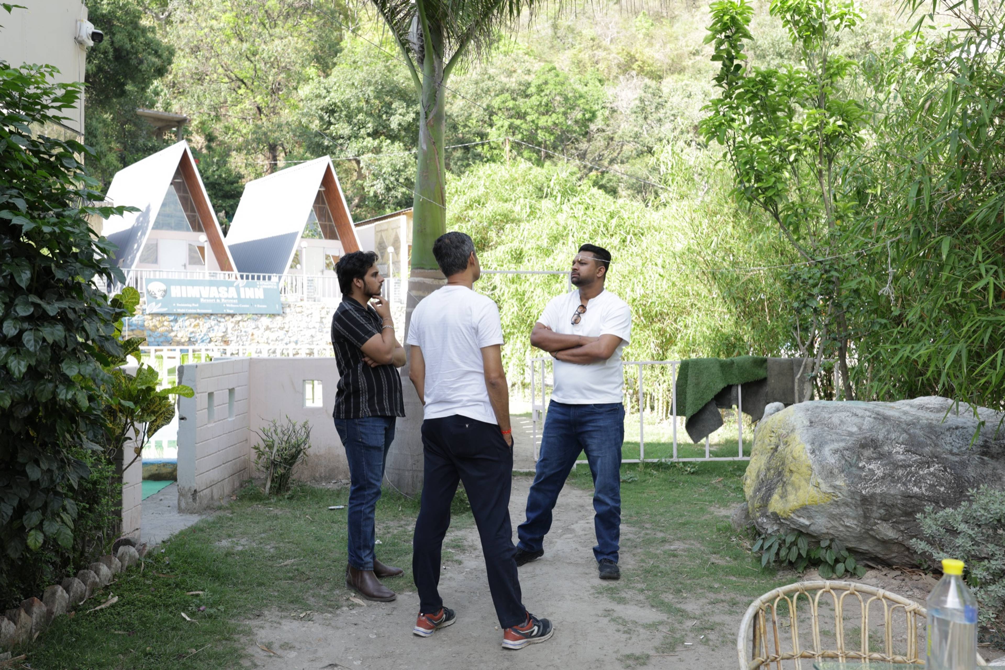 Mentor-led community retreat