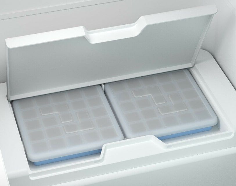 Ice maker