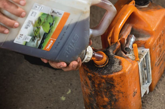 Mixing fuel mixture for petrol weed eater