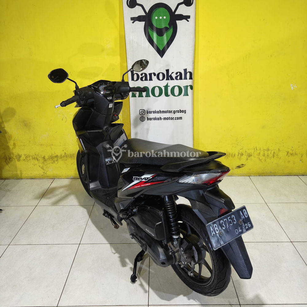 BEAT-AB3753AO-Foto_Belakang.jpg