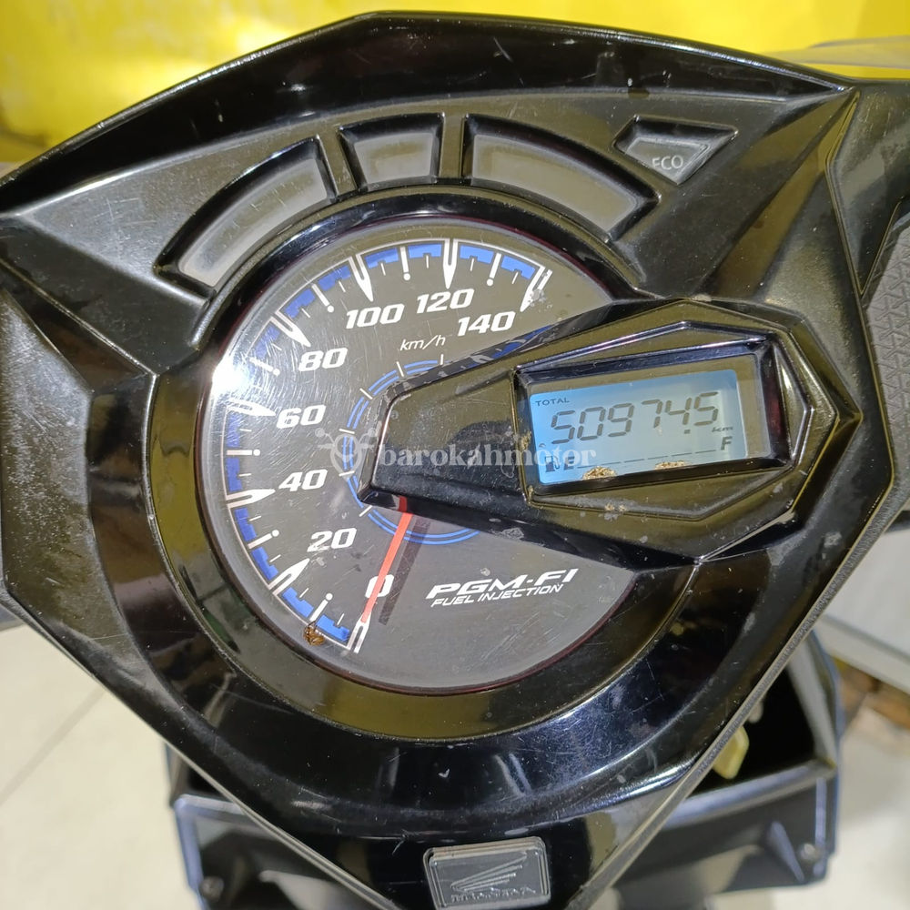 BEAT-H2503IG-Foto_Depan.jpg