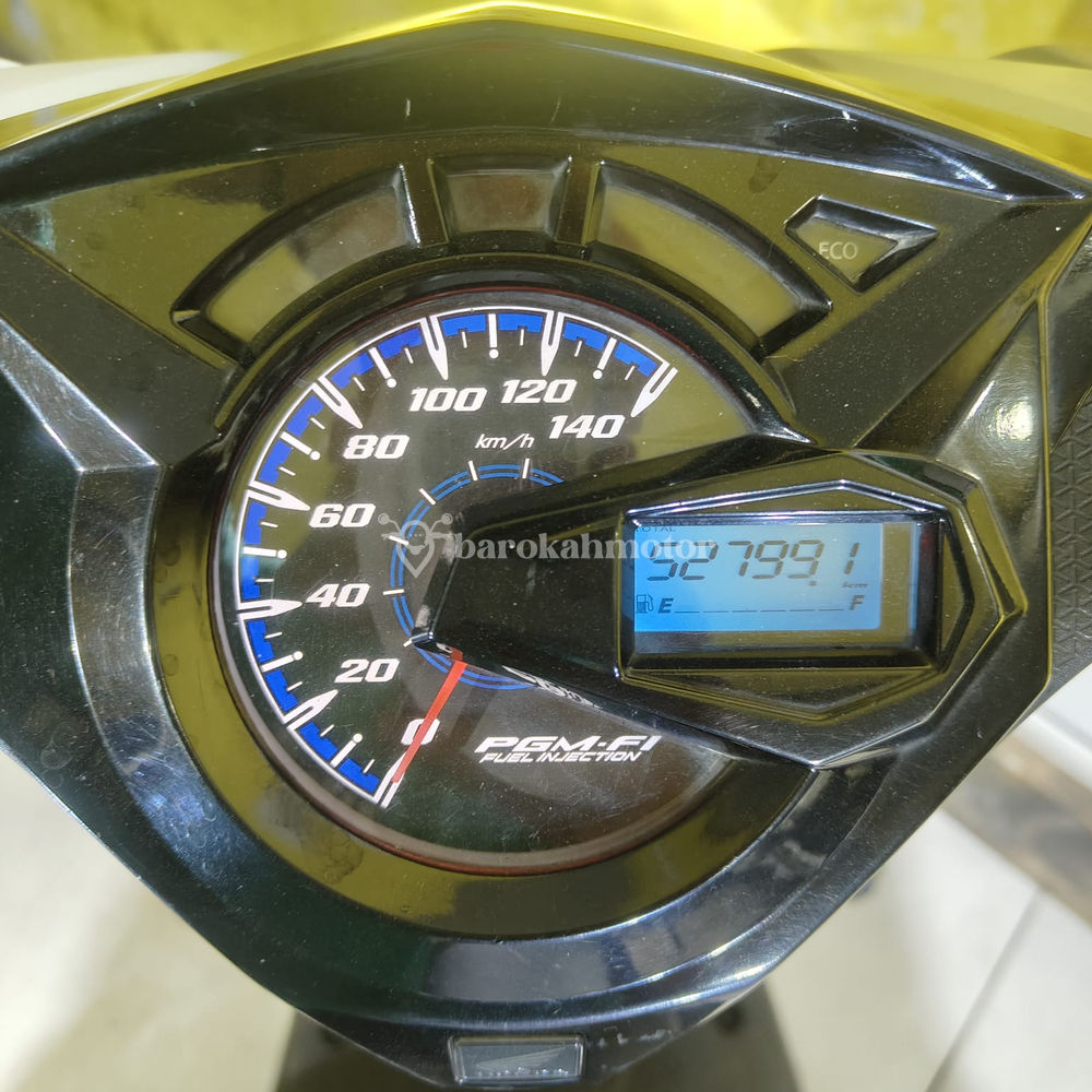 BEAT-R5698OA-Foto_Depan.jpg