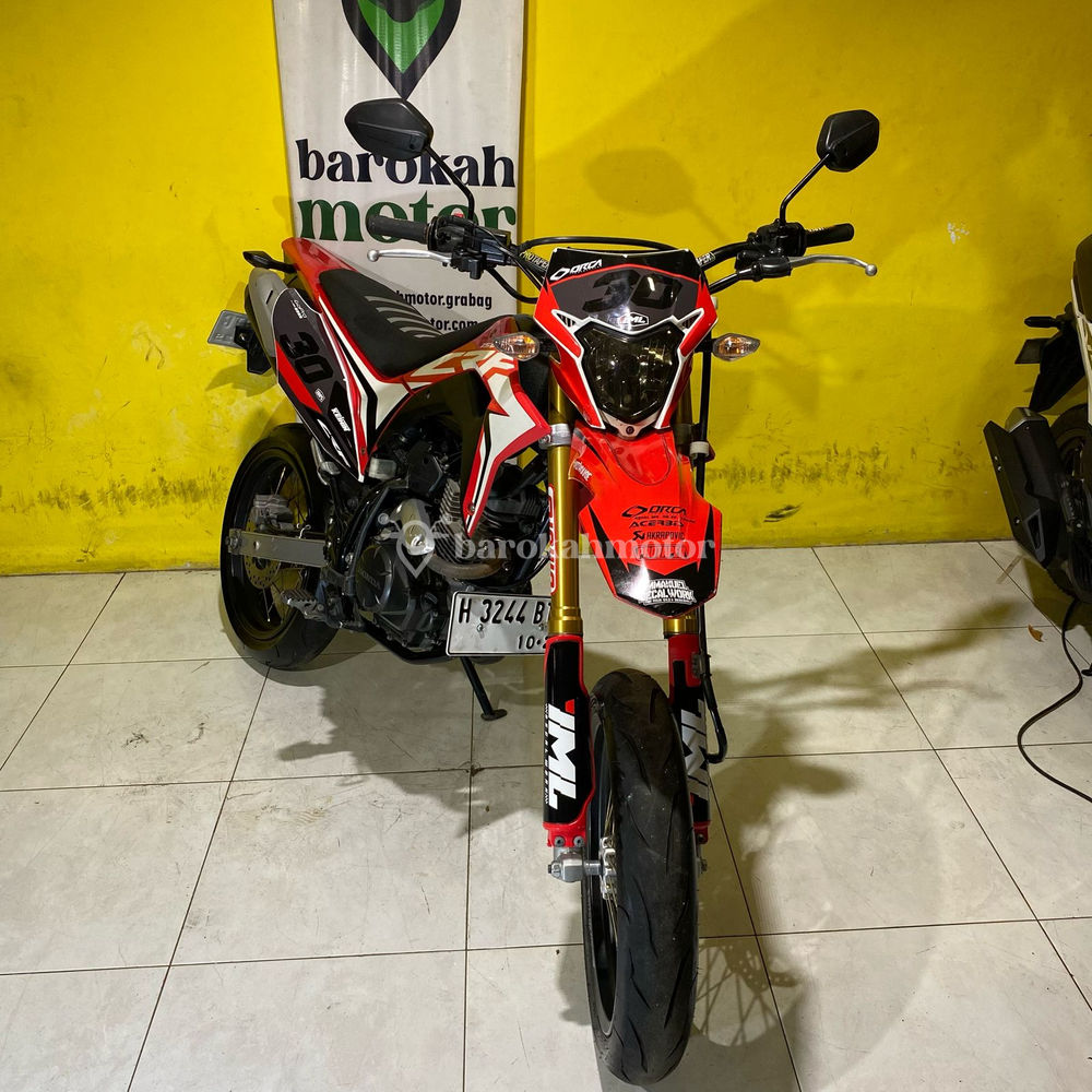 CRF-H3244BTG-Foto_Unit.jpg