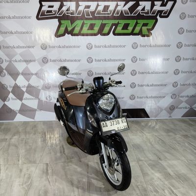 FINO PREMIUM 125