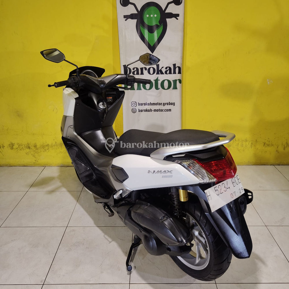 NMAX-H5234BCE-Foto_Belakang.jpg