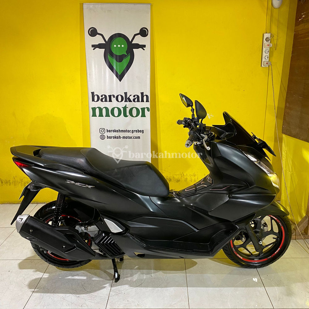 PCX-AA2289ABB-Foto_Kiri.jpeg