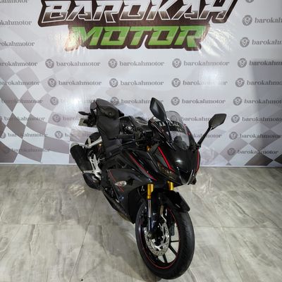 R15 V3