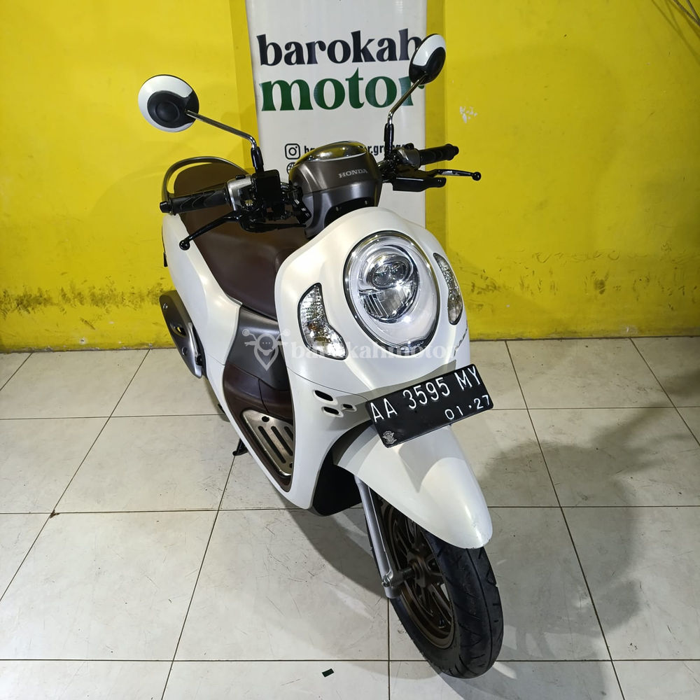 SCOOPY-AA3595MY-Foto_Unit.jpeg