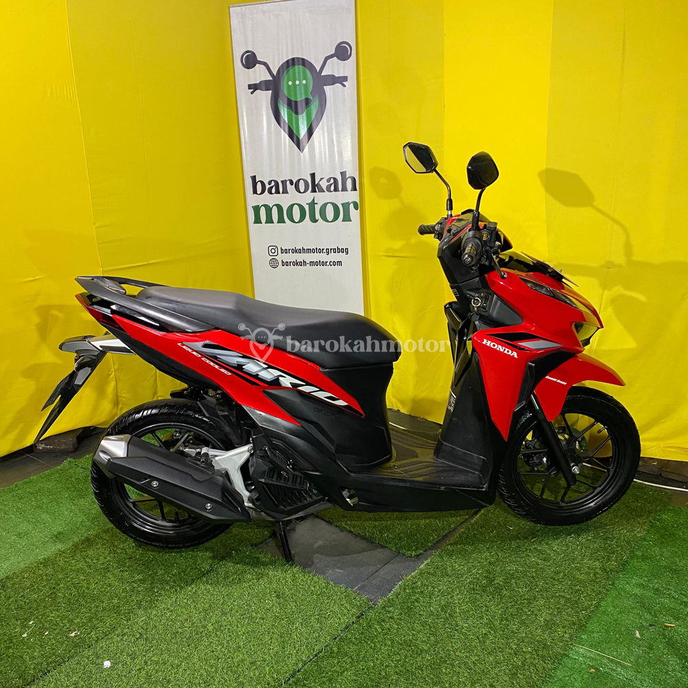 VARIO125-AA6129PK-Foto_Kanan.jpeg