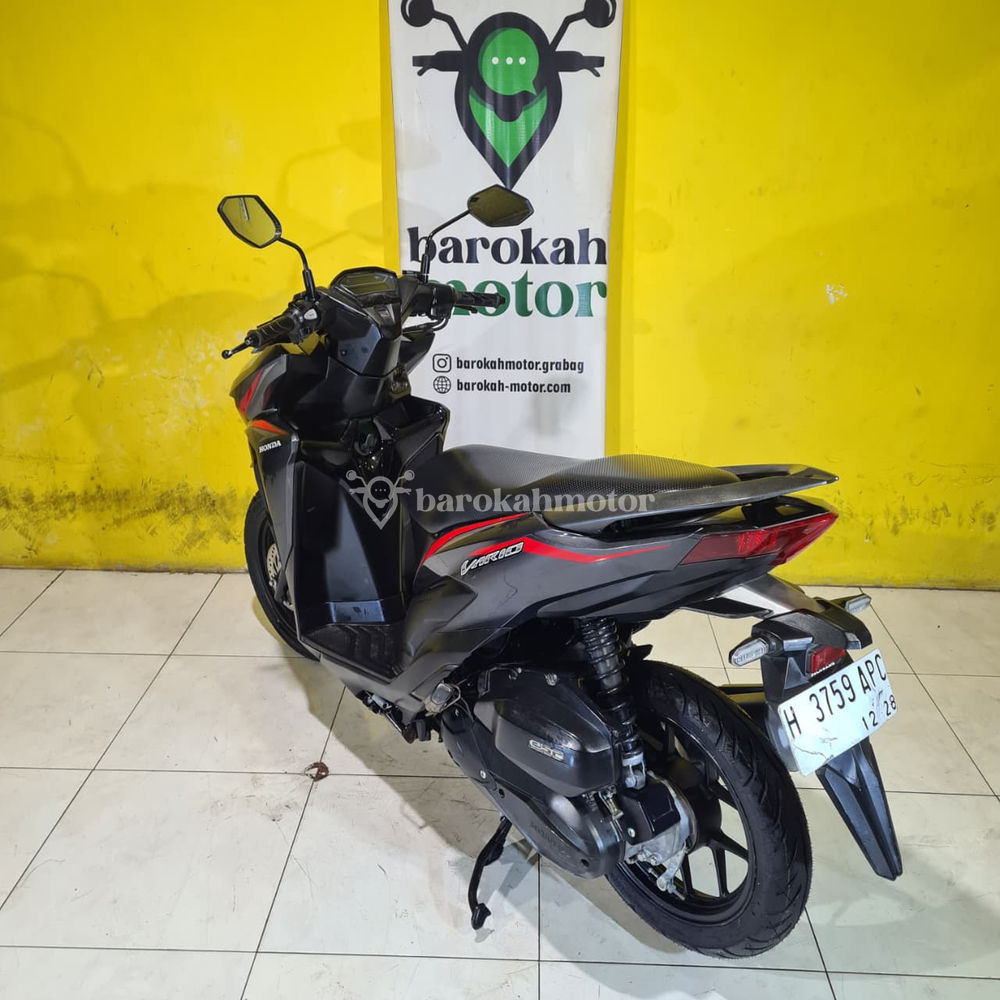 VARIO125CBS-H3759APC-Foto_Belakang.jpg