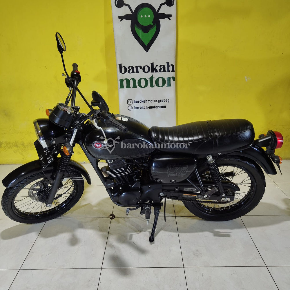 W175-AA2794XG-Foto_Kiri.jpg