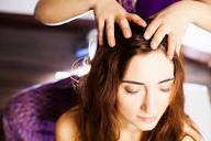 Women's Head Massage