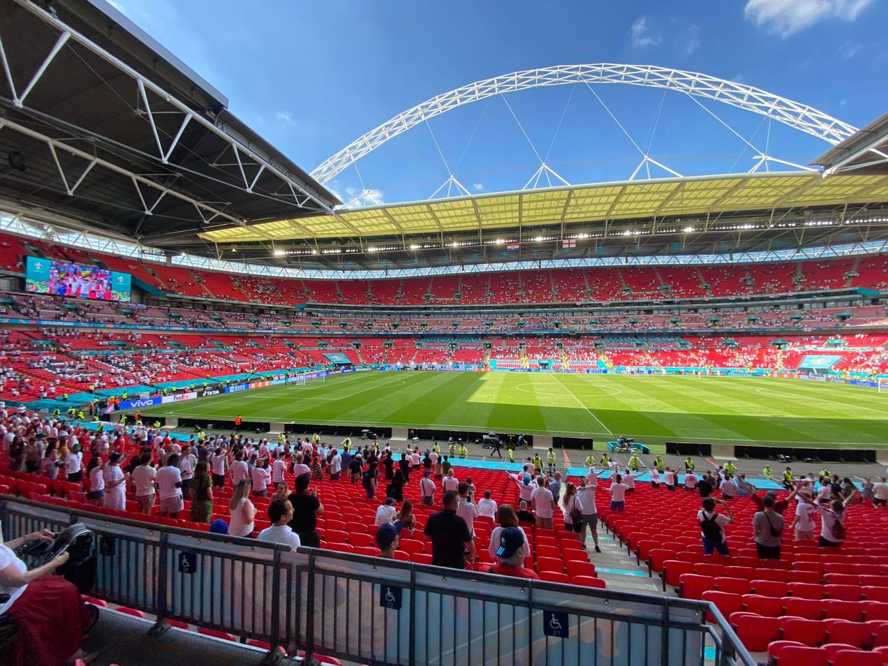 wembley longside