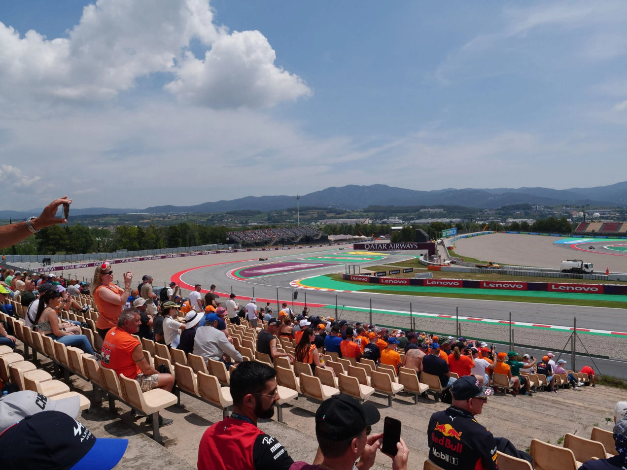 Fans op tribune G op het Circuit de Barcelona-Catalunya