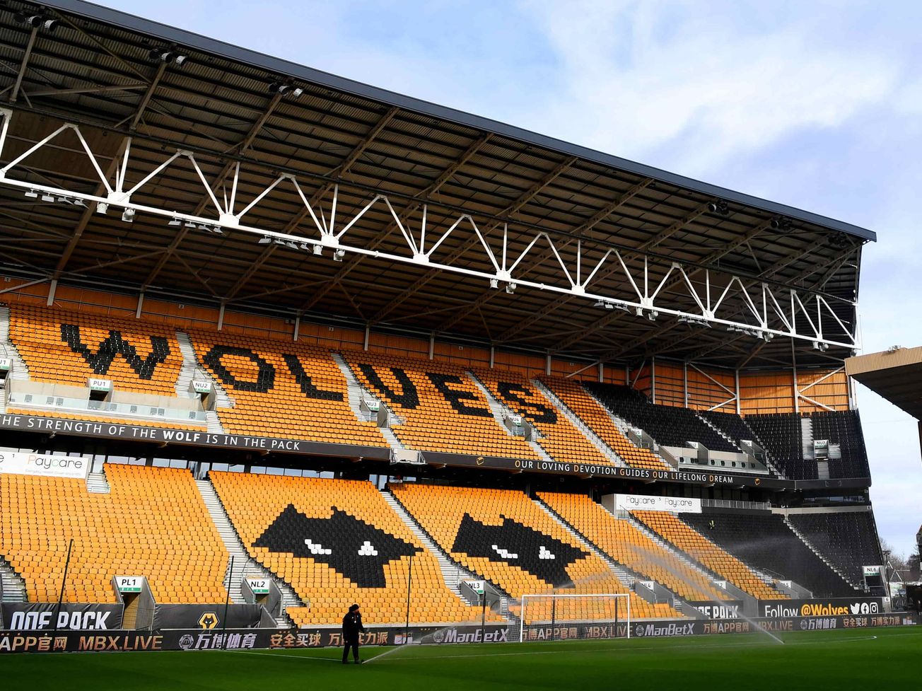 Wolverhampton Wanderes stadium