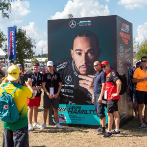 Fans in de zone voor algemene toegang tijdens de GP van Italië