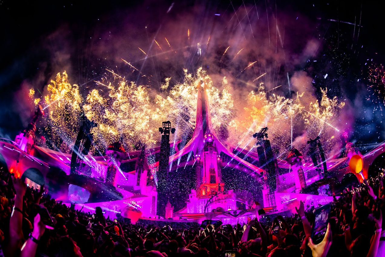 tomorrowland party