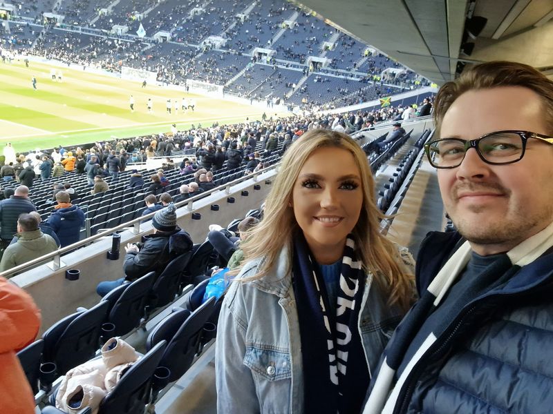 Travel Club longside tottenham