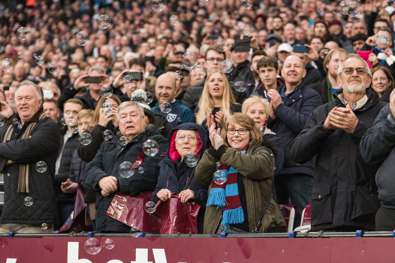 west ham fans cheering