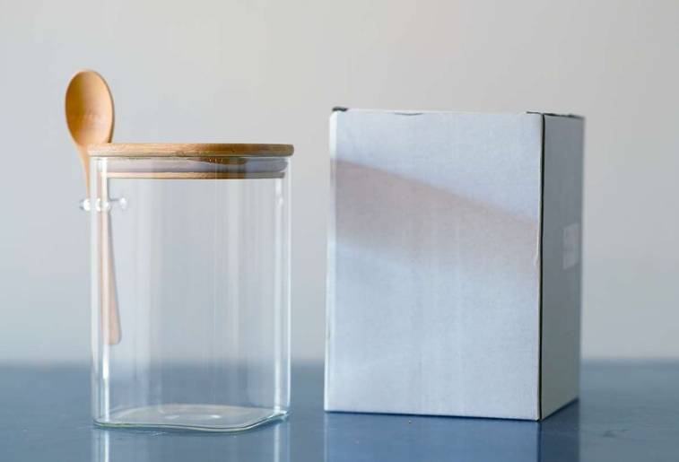 Borosil Jar Sq Med + Wood Lid and Spoon