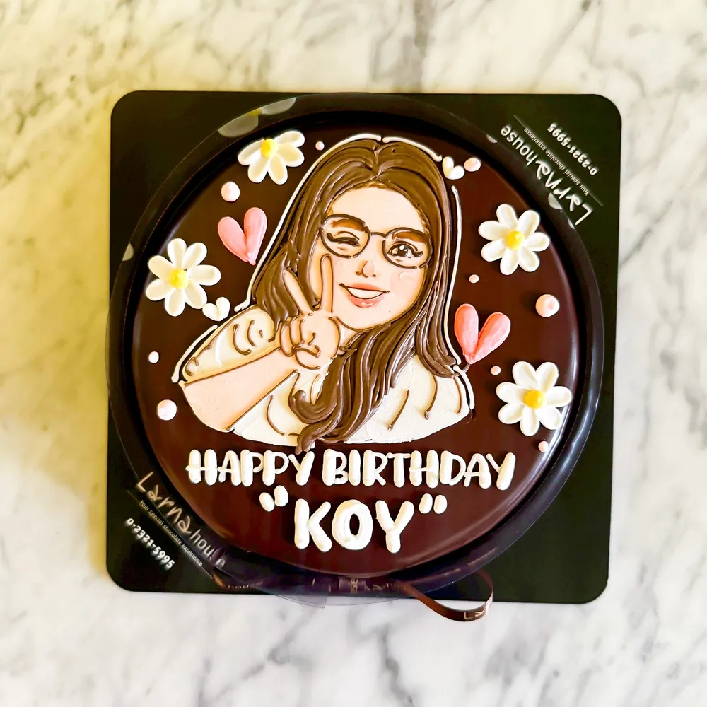 Personalized Cartoon on Larna cake