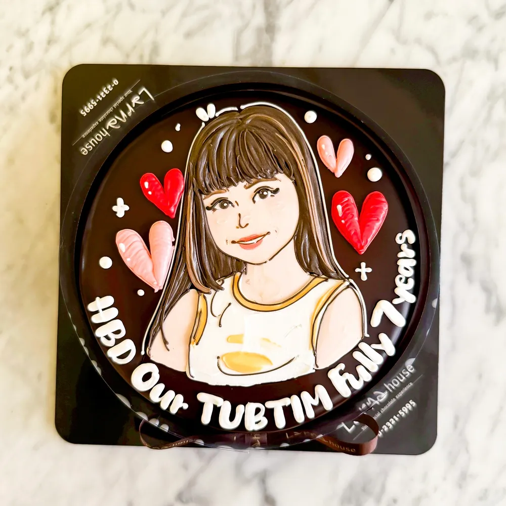 Personalized Cartoon on Larna cake