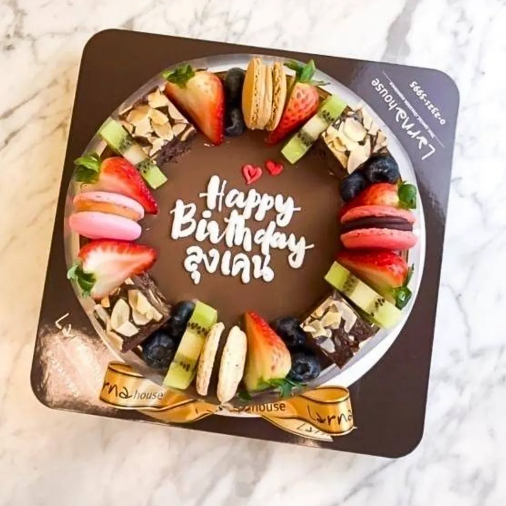 Lava Larna Cake