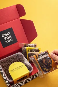 Sweet Cake & Cookie Box