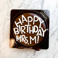 Capital Letter Larna cake Pound